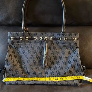 Dooney and Bourke tote bag